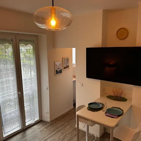 Apartment Studio Near The Sea *